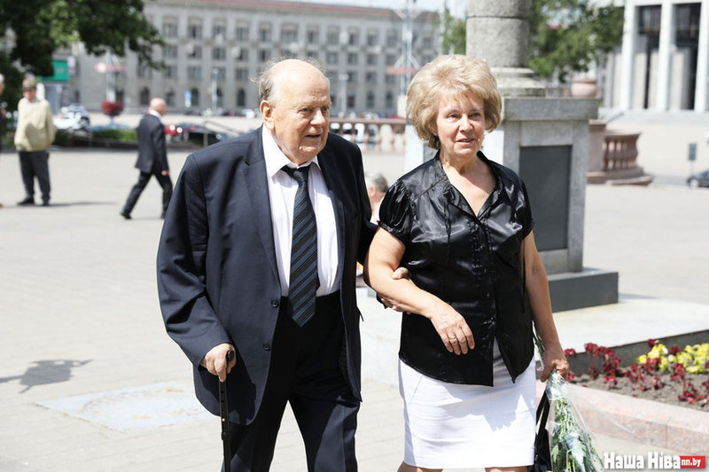 Станислав Шушкевич с женой. Фото: Воля Офицерова, «Наша Нiва»