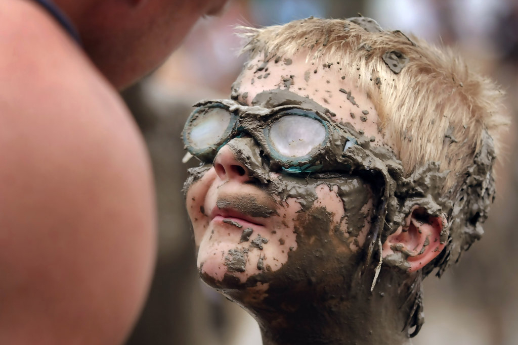 Annual mud day celebration lets kids get dirty 4bswi1ir5bnx