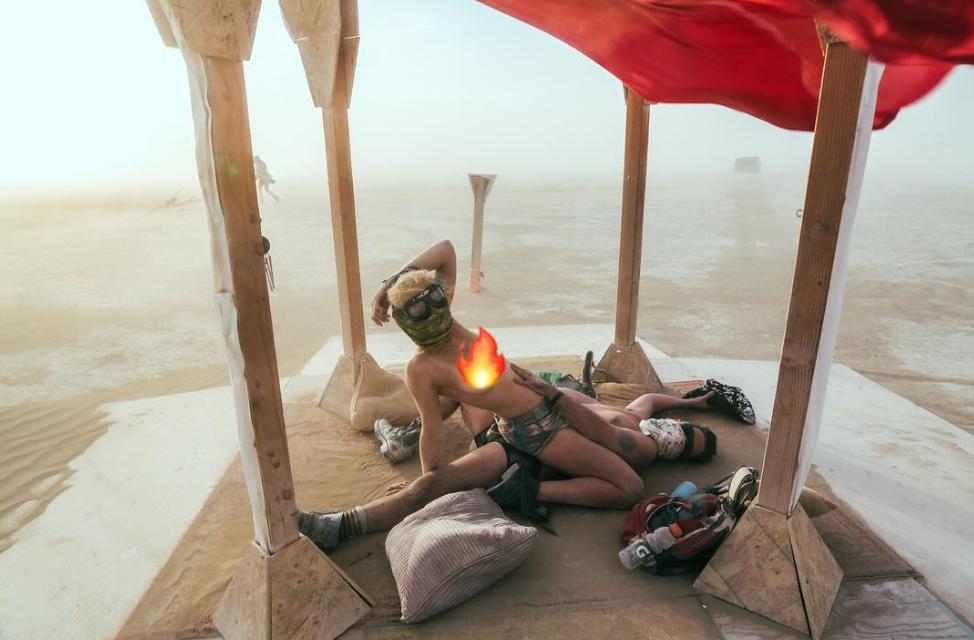 Голые девушки на фестивале Бернинг Мэн / Burning Man фото