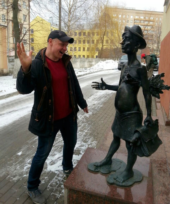 Анатолий Примак на улице Московской в Минске